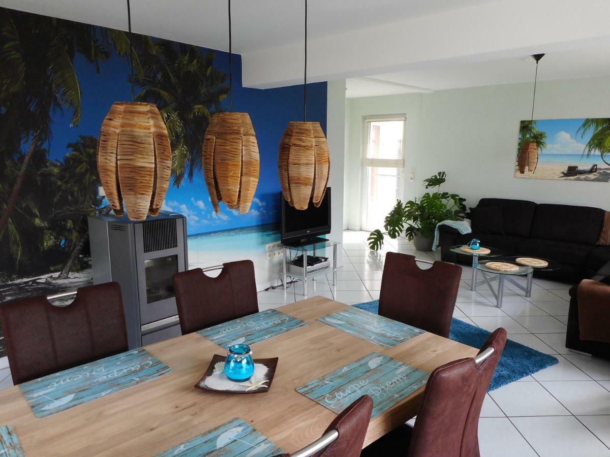Modernes Ferienhaus Der Besonderen Art Mit Garten Lohne  Exterior photo