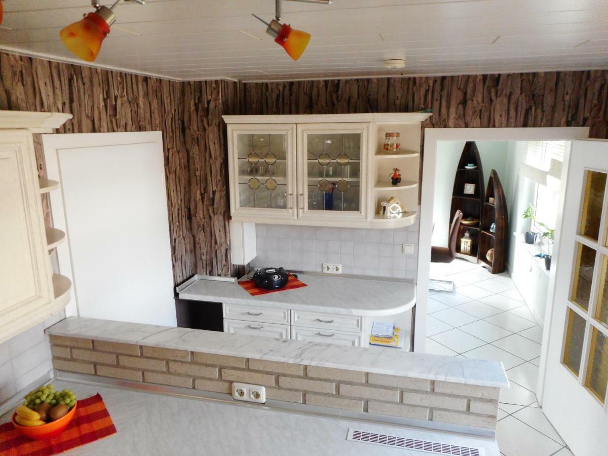 Modernes Ferienhaus Der Besonderen Art Mit Garten Lohne  Exterior photo